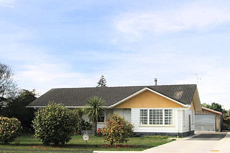 Photo of property in 4 Urquhart Place, Fairy Springs, Rotorua, 3015