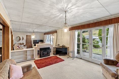 Photo of property in 45 Goldfinch Street, Taihape, 4720