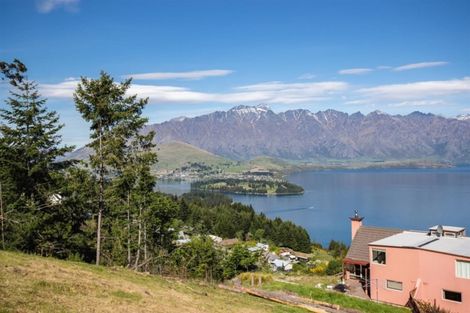 Photo of property in 57 Greenstone Place, Fernhill, Queenstown, 9300