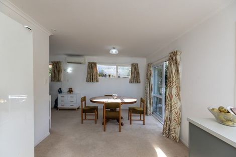 Photo of property in 9 Kotare Street, Waikanae, 5036