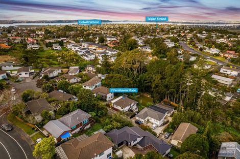 Photo of property in 7 Fernhaven Place, Massey, Auckland, 0614