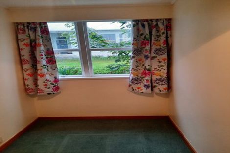 Photo of property in 19a Farm Road, Northland, Wellington, 6012