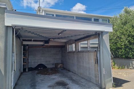 Photo of property in 21 Fernhill Terrace, Wadestown, Wellington, 6012