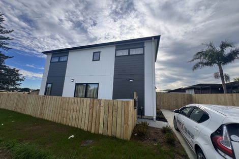 Photo of property in 2 Adel Place, Weymouth, Auckland, 2103