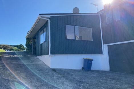 Photo of property in 1/19 Marcel Place, Glenfield, Auckland, 0629