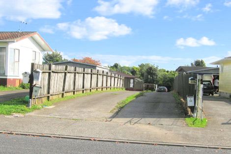 Photo of property in 1/50 Sikkim Crescent, Clover Park, Auckland, 2019