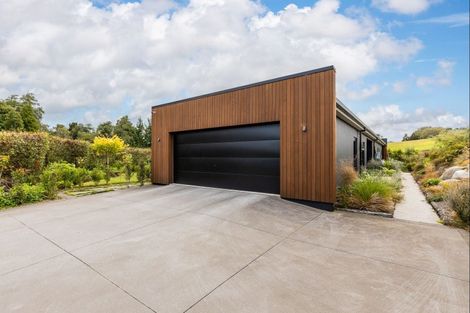 Photo of property in 80a Henwood Road, Paraite, New Plymouth, 4372