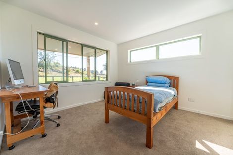 Photo of property in 14 Chelmsford Street, Hampden, 9410