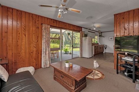 Photo of property in 44 Rosythe Road, Waipu, 0582