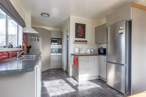 Photo of property in 65 Great North Road, Waipawa, 4210