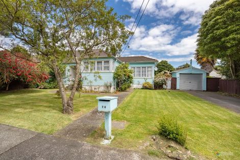 Photo of property in 74 Durham Crescent, Fairfield, Lower Hutt, 5011