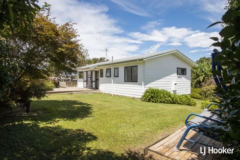 Photo of property in 136 Athenree Road, Athenree, Katikati, 3177