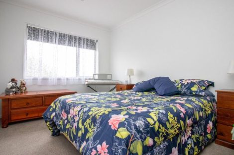 Photo of property in 16 Ohinemuri Place, Paeroa, 3600