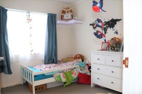 Photo of property in 2/54 Pooks Road, Ranui, Auckland, 0612
