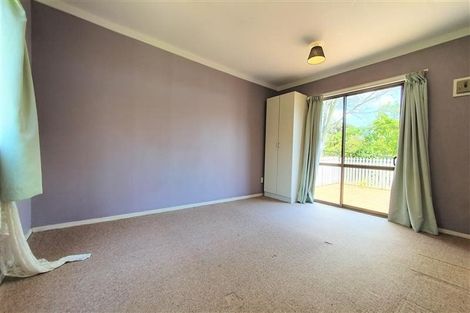 Photo of property in 15 Dellwood Avenue, Henderson, Auckland, 0612
