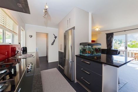 Photo of property in 18 Garton Drive, Massey, Auckland, 0614