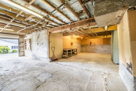 Photo of property in 75 Logie Street, Stokes Valley, Lower Hutt, 5019