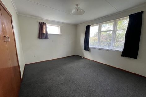 Photo of property in 5 Waterloo Crescent, Hokowhitu, Palmerston North, 4410