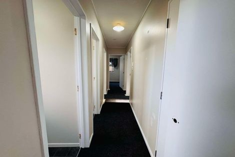 Photo of property in 4 Newland Court, Palmerston North, 4410