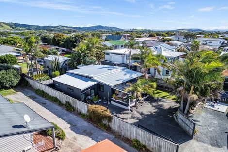 Photo of property in 780b Papamoa Beach Road, Papamoa Beach, Papamoa, 3118