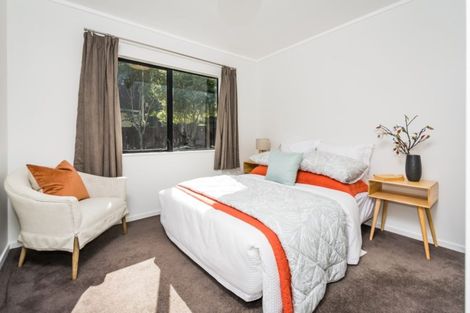 Photo of property in 6/23b View Road, Glenfield, Auckland, 0627