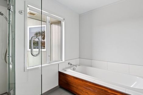 Photo of property in 11 Douglas Street, Okitu, Gisborne, 4010