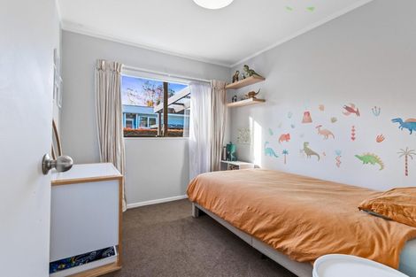 Photo of property in 29 Tirimoana Road, Te Atatu South, Auckland, 0602