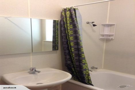 Photo of property in 20 Sydenham Street, Northland, Wellington, 6012