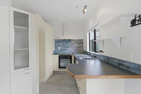 Photo of property in 8e Heath Street, Mount Maunganui, 3116