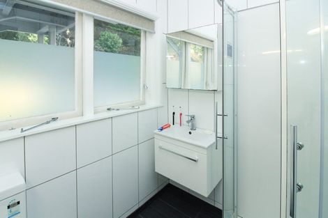 Photo of property in Rehutai Flats, 268u4 Oriental Parade, Oriental Bay, Wellington, 6011