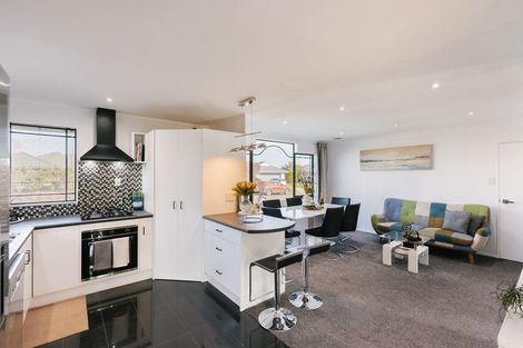 Photo of property in 9 Aspen Way, Kelvin Grove, Palmerston North, 4414