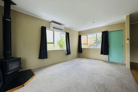 Photo of property in 28 Tironui Road, Takanini, 2112