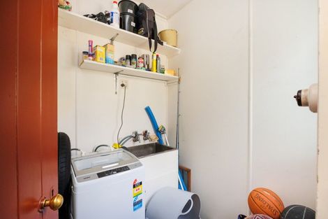 Photo of property in 111 Victoria Avenue, Hokowhitu, Palmerston North, 4410