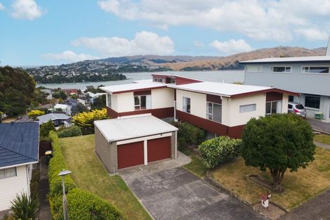 Photo of property in 4 Compass Way, Whitby, Porirua, 5024