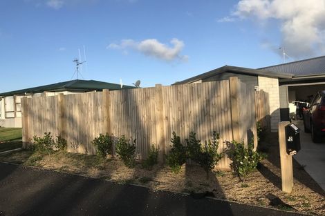 Photo of property in 2u2 Hilton Road, Saint Andrews, Hamilton, 3200