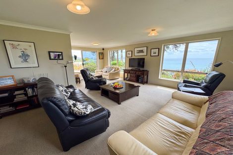 Photo of property in 506 The Nuggets Road, Ahuriri Flat, Kaka Point, 9271