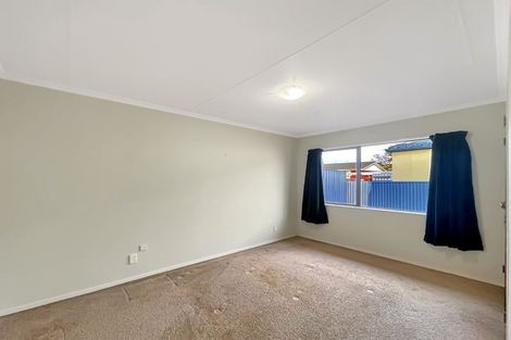 Photo of property in 4 Edgecombe Court, Roslyn, Palmerston North, 4414