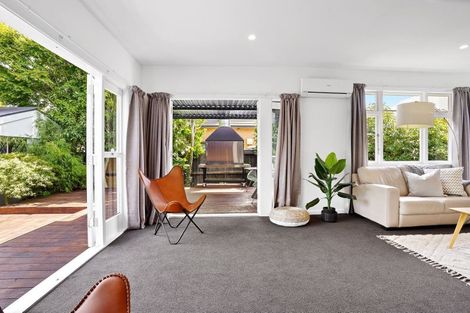 Photo of property in 98 Hamilton Avenue, Ilam, Christchurch, 8041