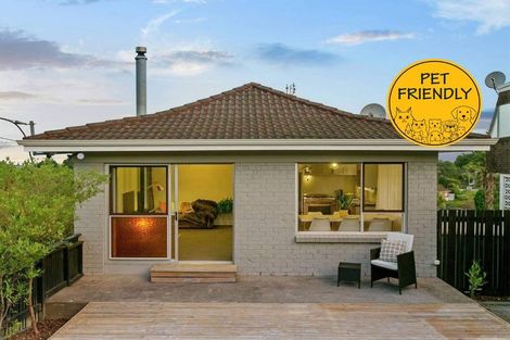 Photo of property in 1/425 Don Buck Road, Massey, Auckland, 0614