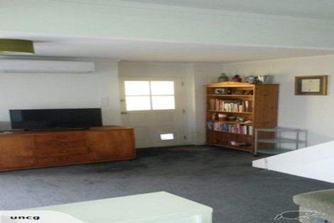 Photo of property in 103f2 Rongotai Road, Kilbirnie, Wellington, 6022