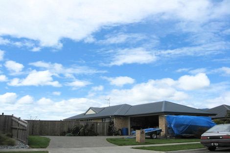 Photo of property in 28 Monaco View, Stoke, Nelson, 7011