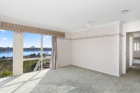 Photo of property in 6 Keam Way, Welcome Bay, Tauranga, 3112