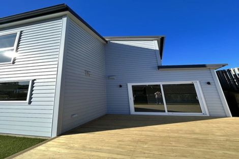 Photo of property in 28b Halberg Street, Glenfield, Auckland, 0629