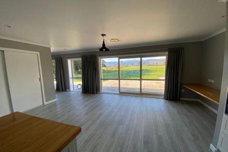 Photo of property in 401 Arapaepae Road, Levin, 5571
