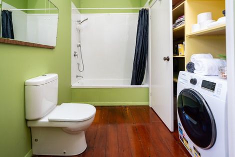 Photo of property in 23 Crieff Street, Northland, Wellington, 6012