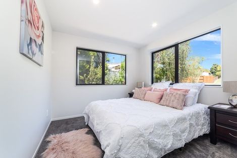 Photo of property in 14a Rosalind Road, Glenfield, Auckland, 0629