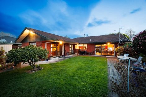 Photo of property in 135 Amberley Avenue, Highbury, Palmerston North, 4412