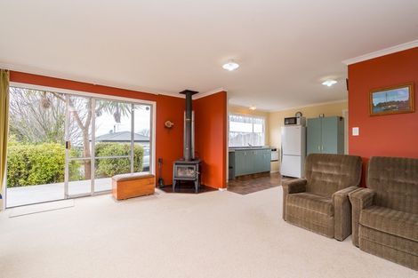Photo of property in 8 Miro Street, Kaka Point, 9271
