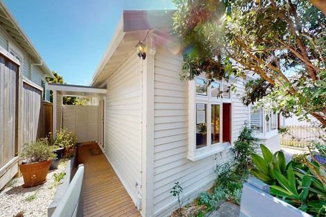 Photo of property in 85 Totara Road, Miramar, Wellington, 6022