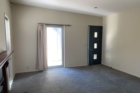 Photo of property in 11 Linkwater Way, Parklands, Christchurch, 8083